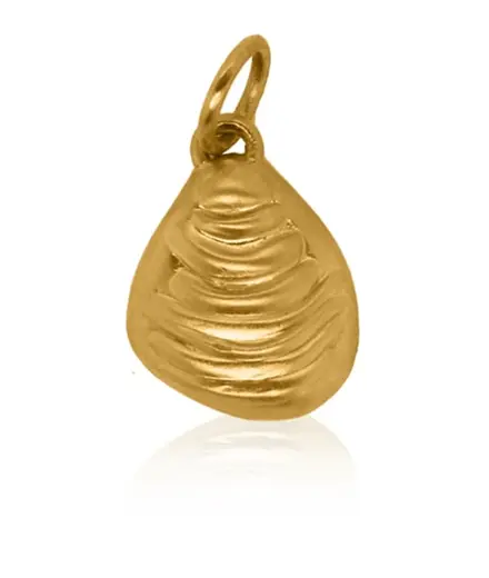 Gold charm golden oyster 7 4 grams 9999 pure